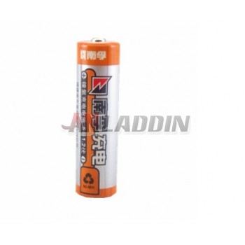AA 2400 mA rechargeable battery
