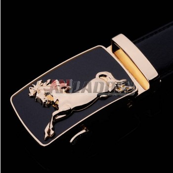 Automatic buckle value fleeing horse men's leather belt