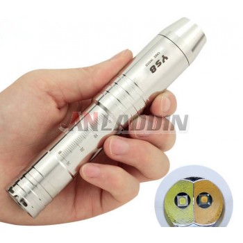 Dual light source LED Flashlight for jewelry identification