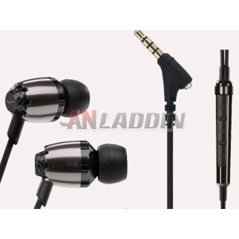 in-ear style wire headphones with MIC