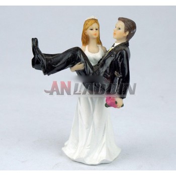 Personality wedding cake topper