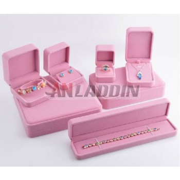 Pink fur cloth jewelry box