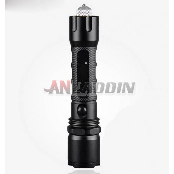 Q5 Tactical Zooming LED Flashlight