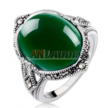 Titanium silver natural green agate vampire's ring