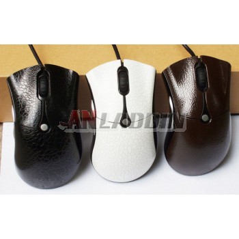 Variable speed ​​wired gaming mouse
