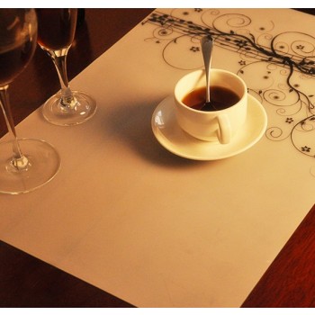 32 * 47cm waterproof silicone placemats