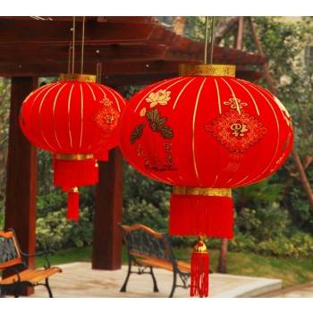 Chinese style red flannel lanterns