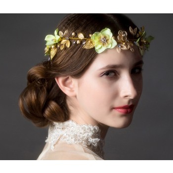 Golden flowers hair accessories