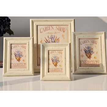 Retro creative photo frame