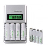 AA / AAA Rechargeable Battery Set / LCD Smart Fast Charger