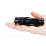 CREE Q5 Small Flashlight with hanging clip