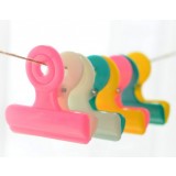 Fruit color plastic retaining clips