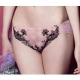 Lovely embroidery Lace non-trace briefs