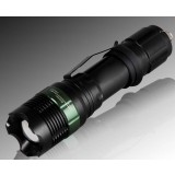 Q5 Zooming LED Flashlight with hanging clip