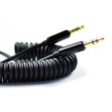 Spring-loaded retractable 3.5mm aux cable