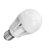 White 7W E27 ball light bulb